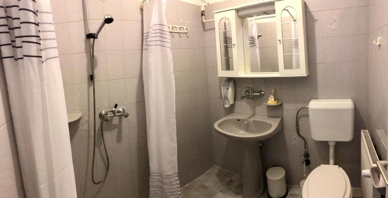 Mathias Haz Bed & Breakfast Magyarhertelend Luaran gambar